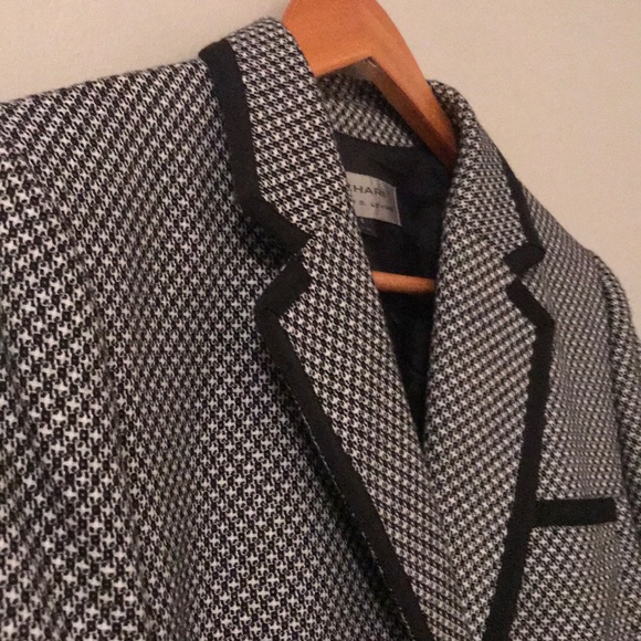 Tahari Black Trim Blazer Jacket - Picture 2 of 6